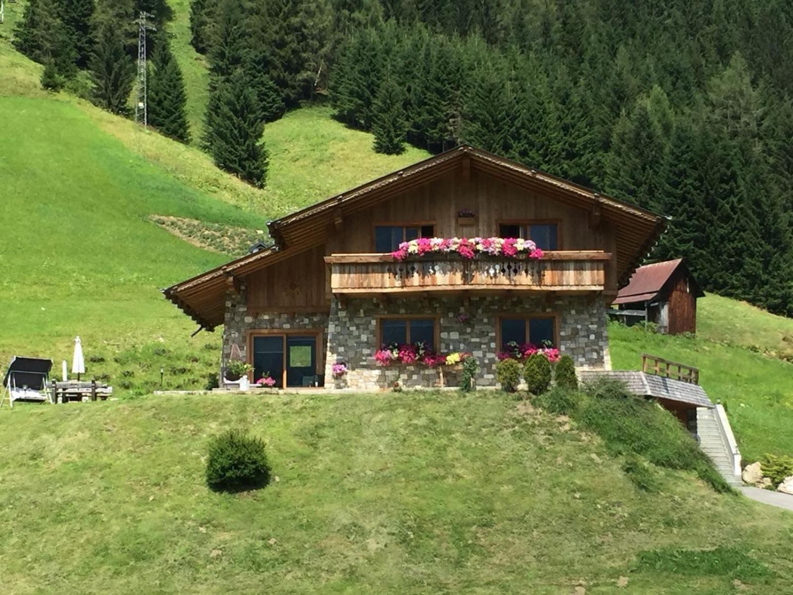 Borgo Antico Bed & Breakfast Sappada Exterior photo